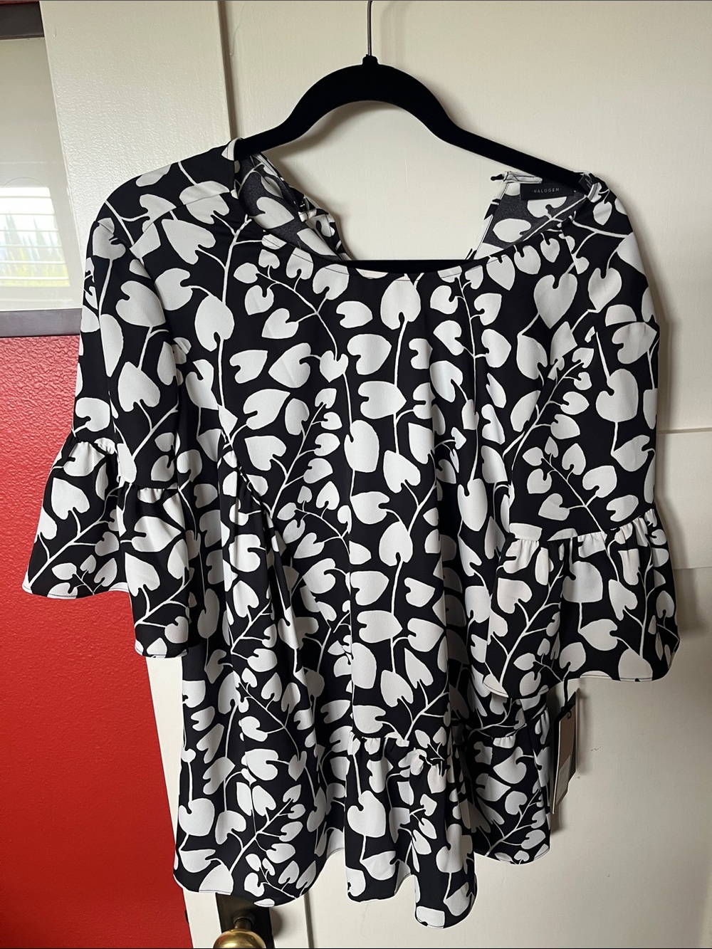 Halogen Black and White Floral Tie-Back Ruffle Blouse